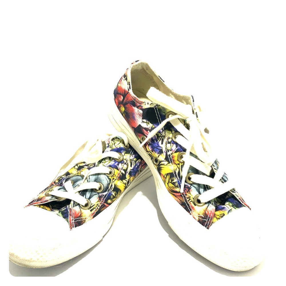 Floral Graffiti “Chucks” Converse